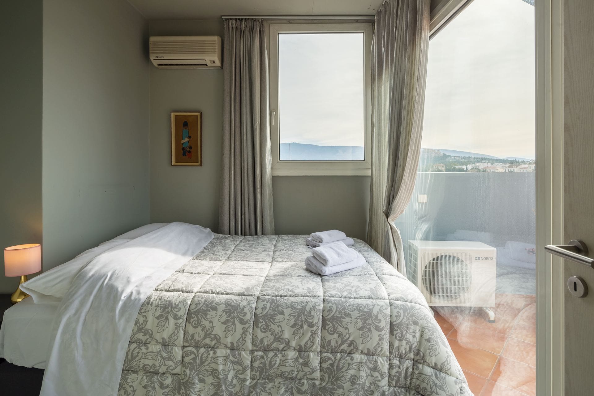 Virgo | Loft with Spectacular View to Acropolis