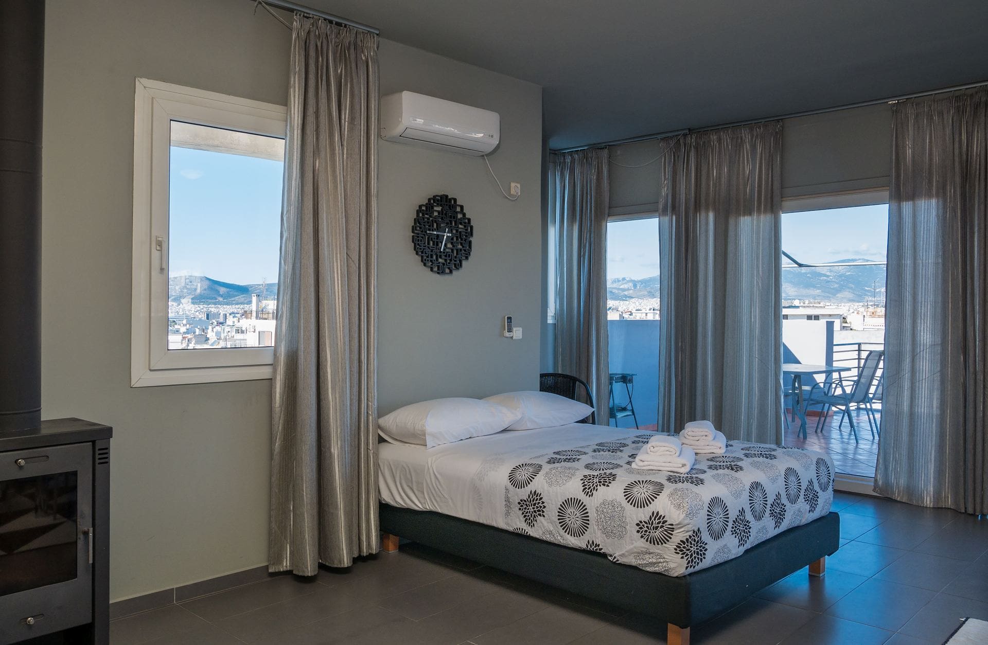 Virgo | Loft with Spectacular View to Acropolis