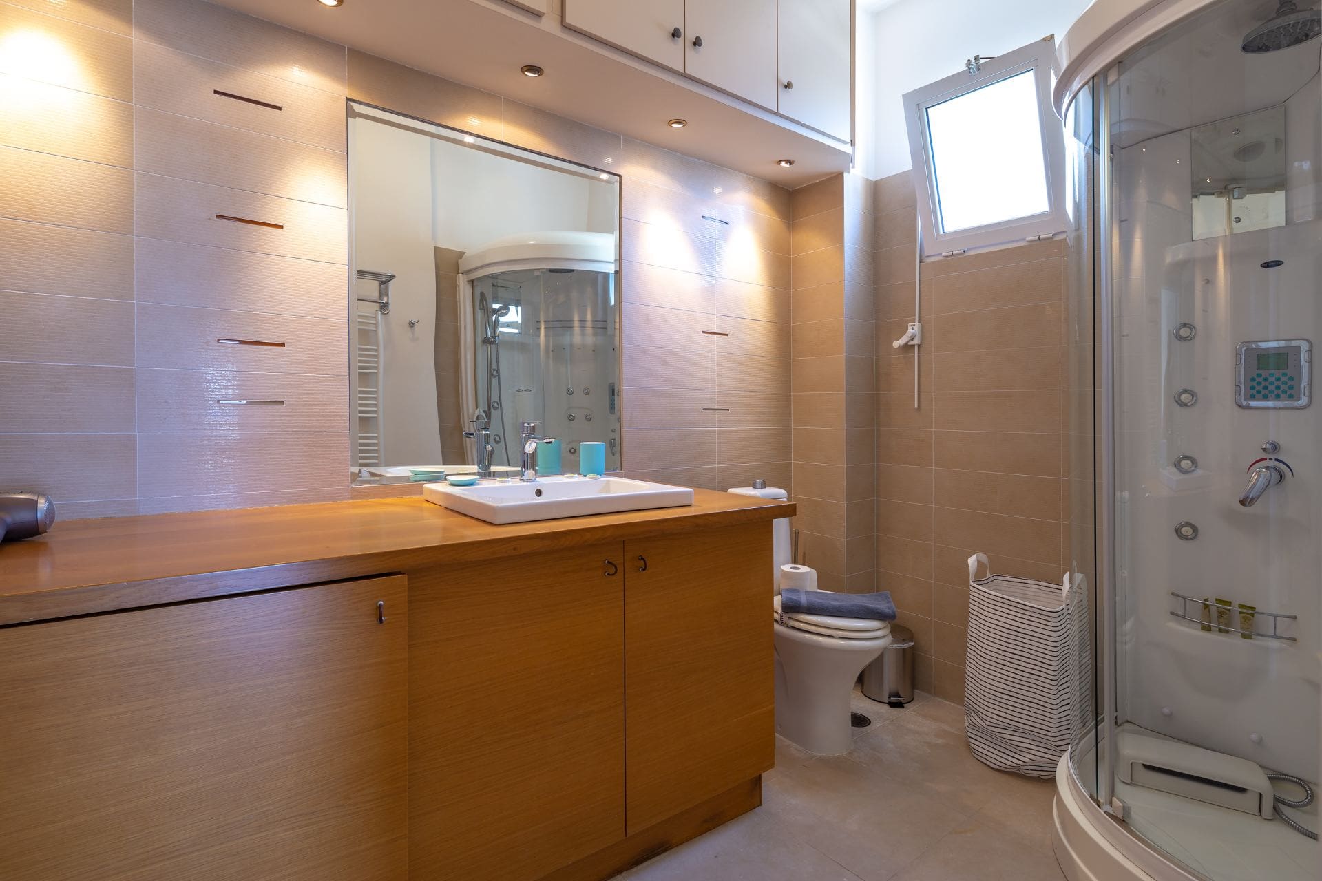 Rhea | Glyfada Sea View Apartment
