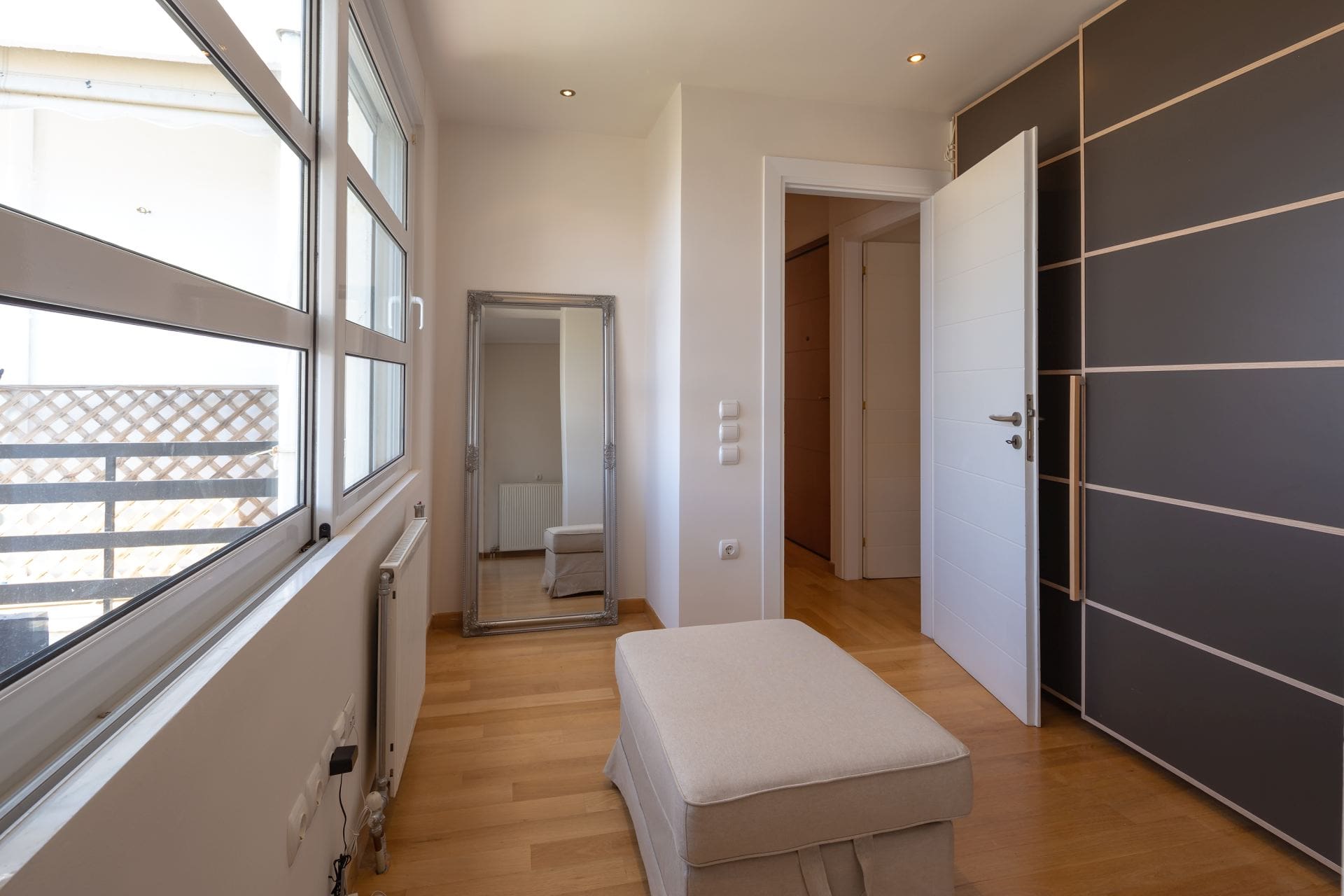 Rhea | Glyfada Sea View Apartment
