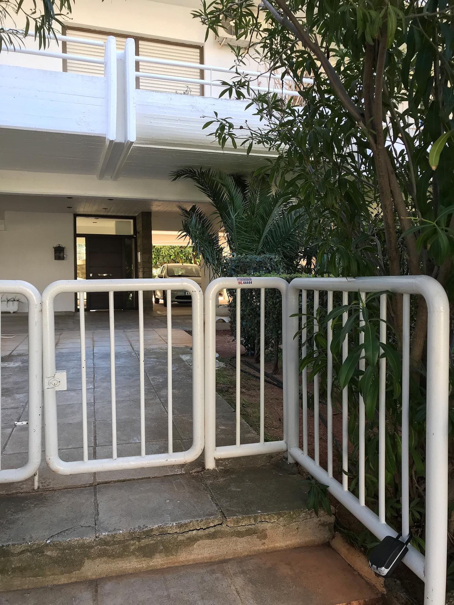 Kleio | Spacious apartment in Glyfada
