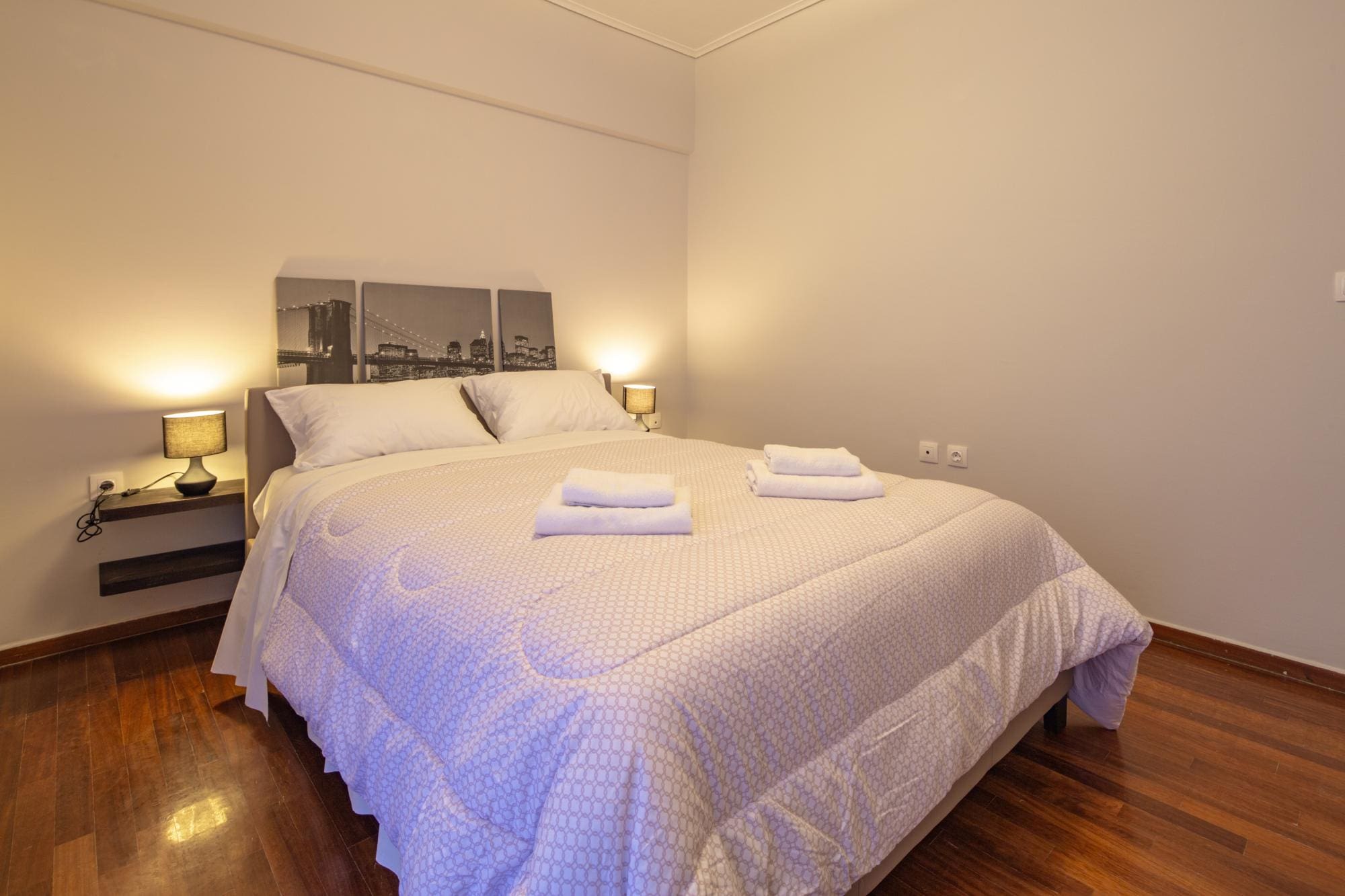 Kleio | Spacious apartment in Glyfada