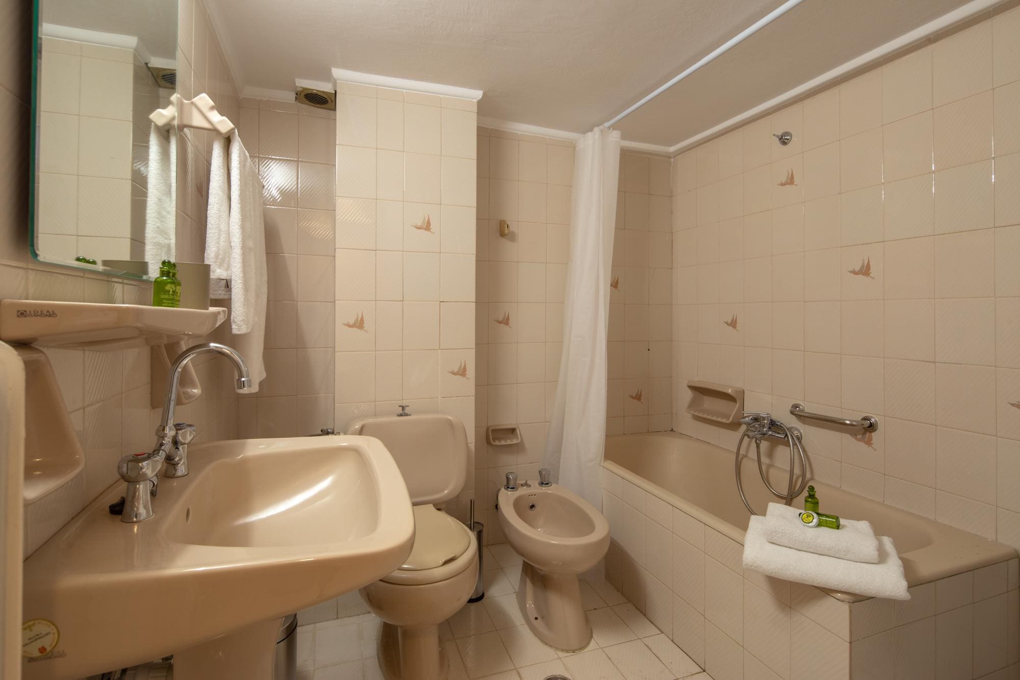 Kleio | Spacious apartment in Glyfada